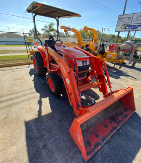 Kubota LA525 Compact Tractor Front Loader Kubota LA525 Compact Tractor Front Loader