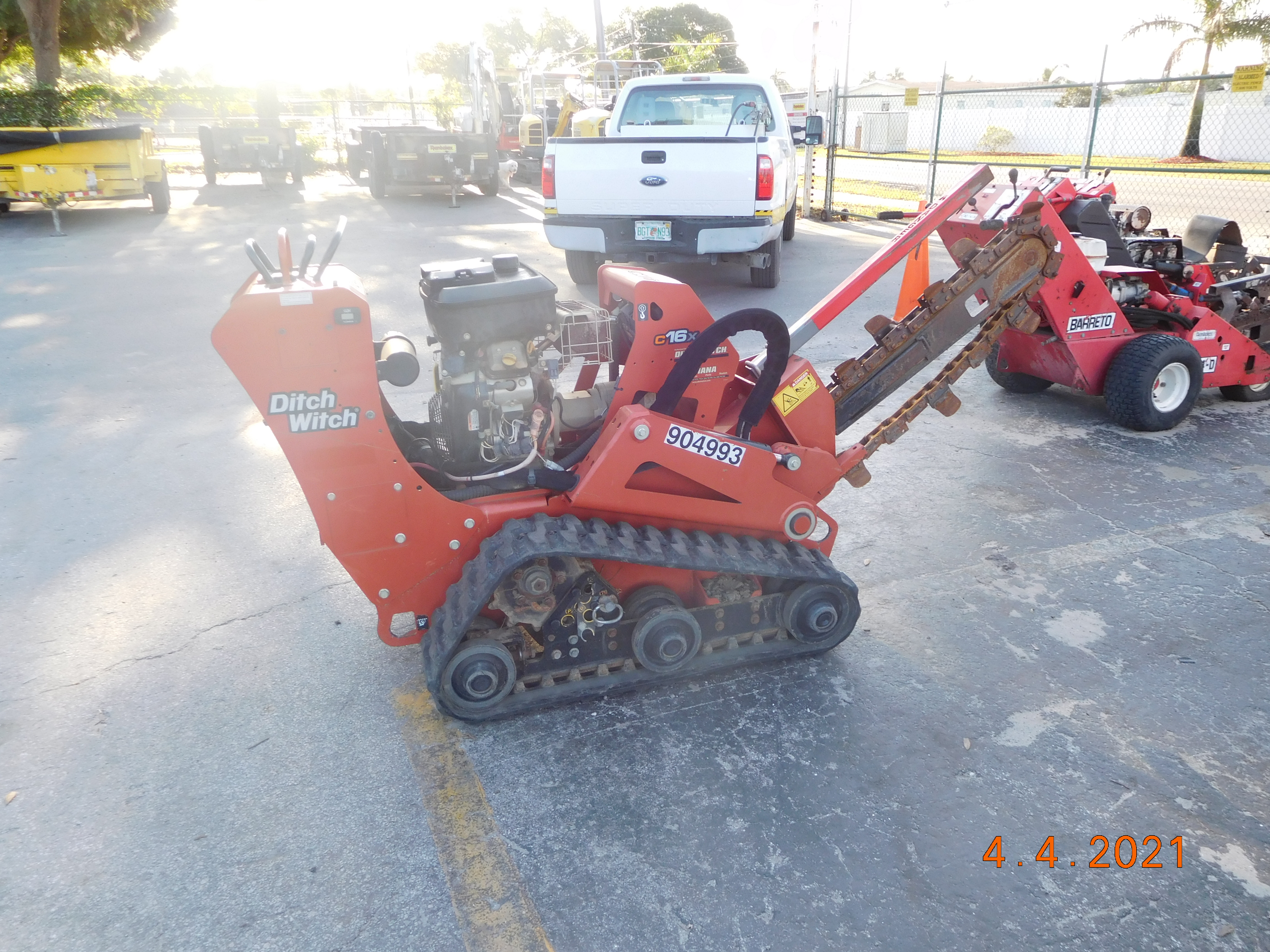 2016 Ditch Witch C16X Trencher