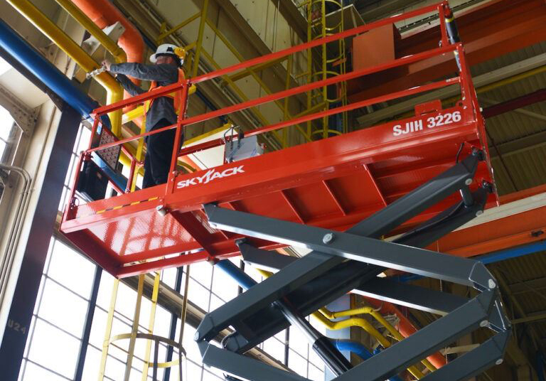 Skyjack Electric Scissor Lift