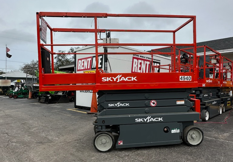 When to Use a Man-Lift vs an Electric Scissor Lift: Essential Insights for Maximum Safety and Efficiency