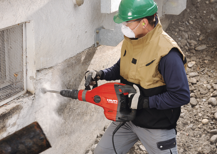 Hilti TE-700 Demolition Hammer